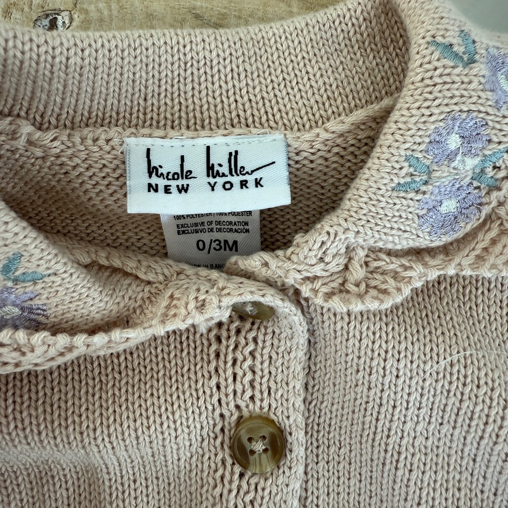 Nicole Miller Knit Baby Cardigan Floral Embroidered Collar Sweater Size 0–3M NWT - Picture 3 of 8